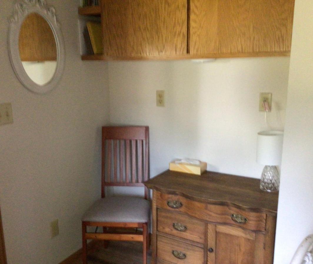 Big Hollow Guest House Spring Green Quarto foto